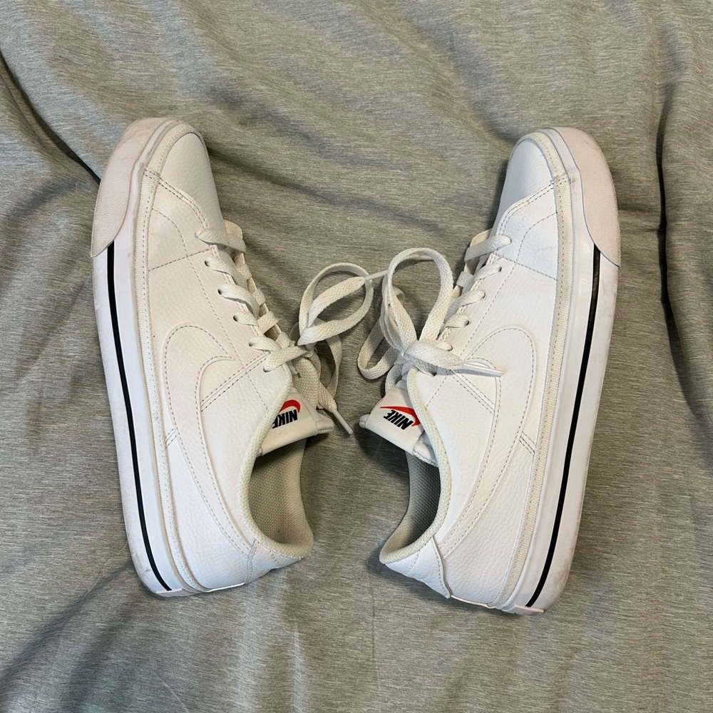 COPY - Nike Court Legacy street shoes
